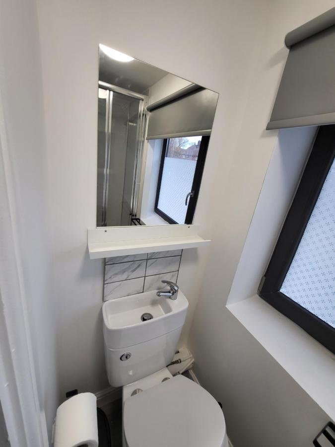 Premier Studios Nottingham - Tring Vale 외부 사진